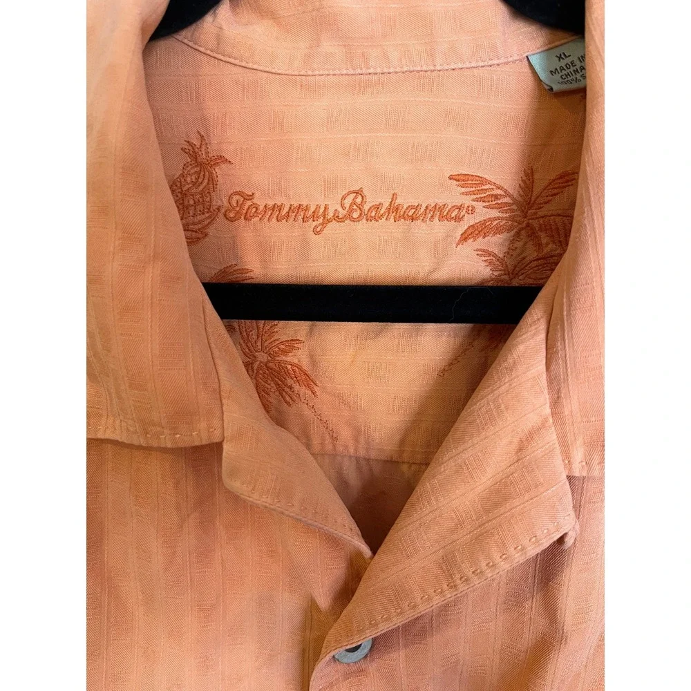 Tommy Bahama Mens XL Silk Short Sleeve Button Down Shirt Peach Orange Tropical